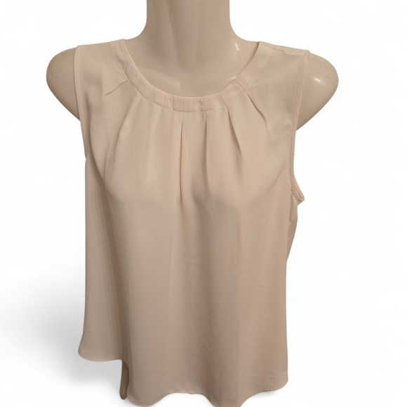 Ann Taylor Cream Sleeveless Blouse - Picture 2 of 4